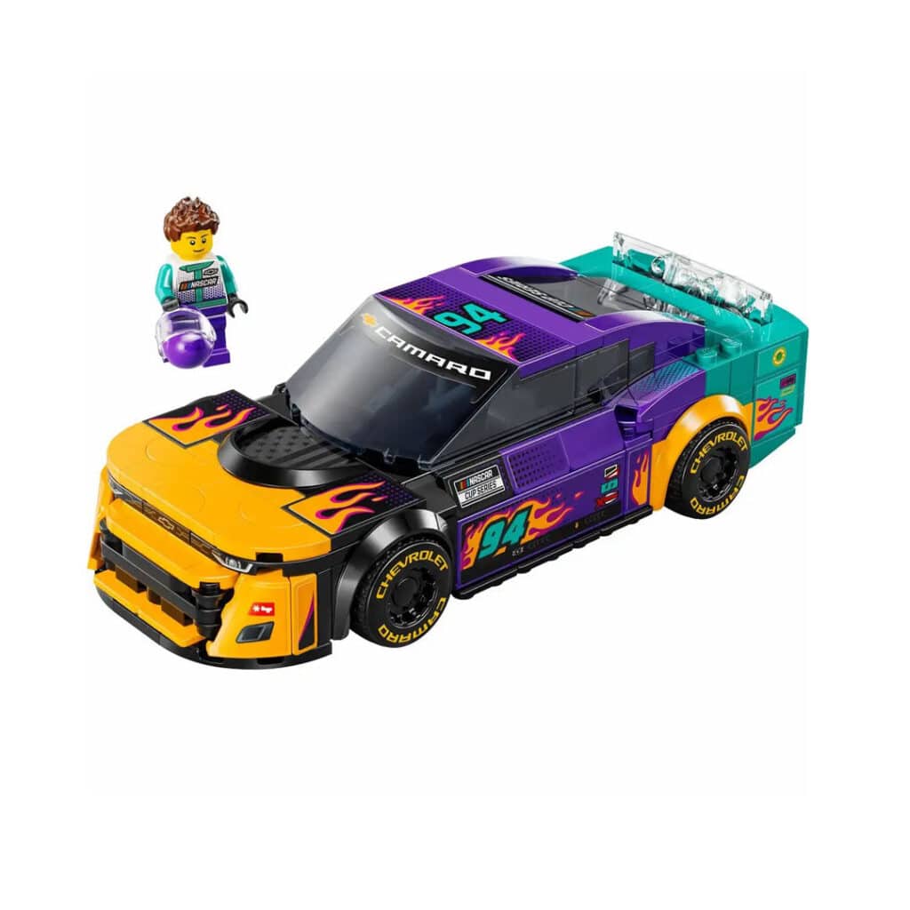 LEGO-Speed-Champions-76935-NASCAR-Next-Gen-Chevrolet-Camaro-ZL1-01